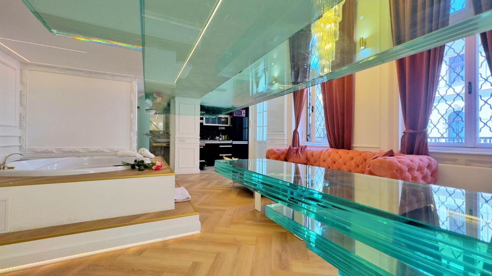 Enzo Capo Jacuzzi Andrassy Apartment Будапеща Екстериор снимка